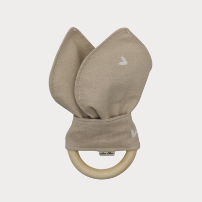 Bijtring stof beige met witte hartjes