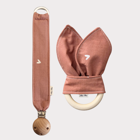 Set bijtring en speenkoord hazel met witte hartjes